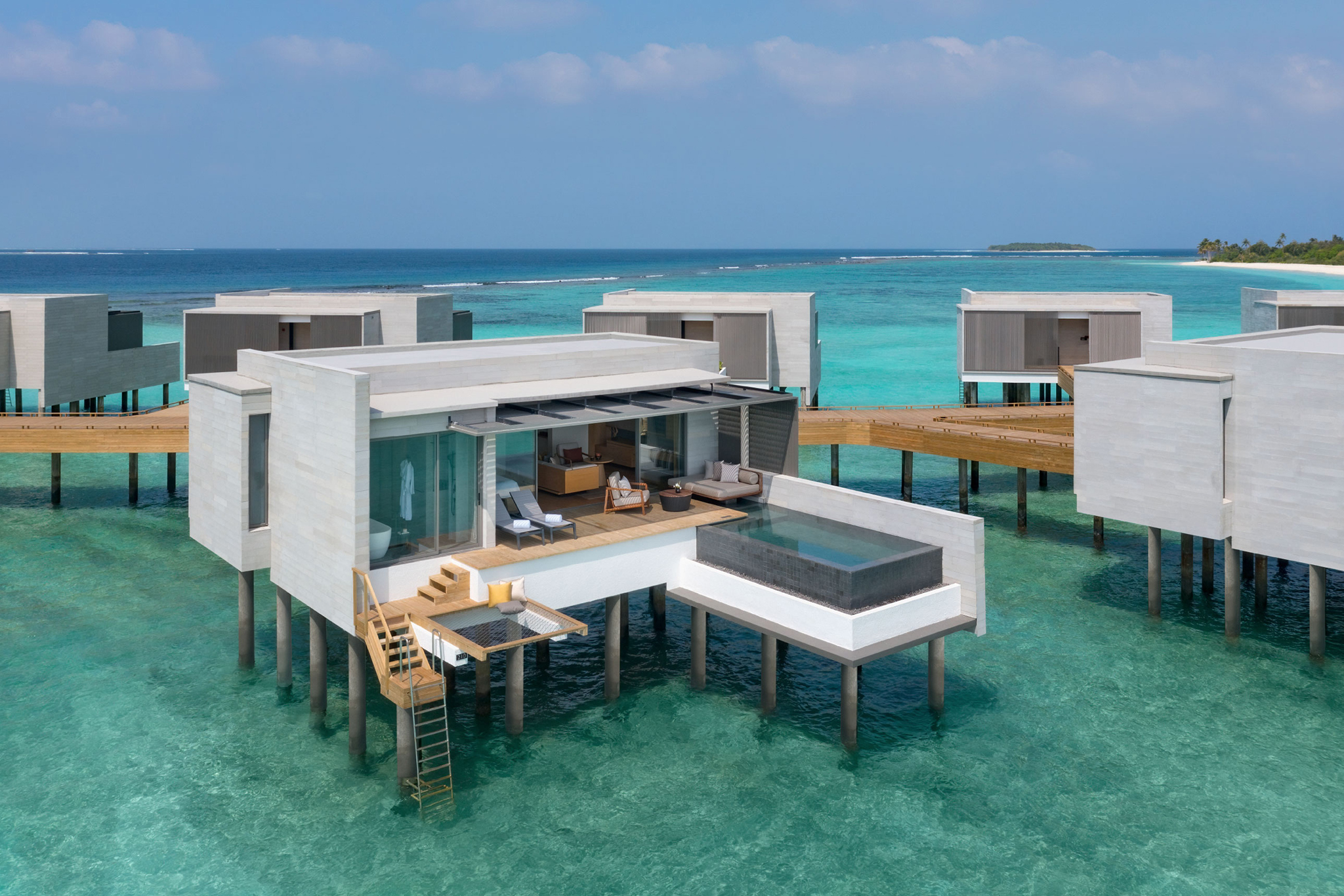 2048px X 1366px_0004_Alila-Kothaifaru-Maldives-Ocean-Overwater-Pool-Villa-Aerial-Exterior