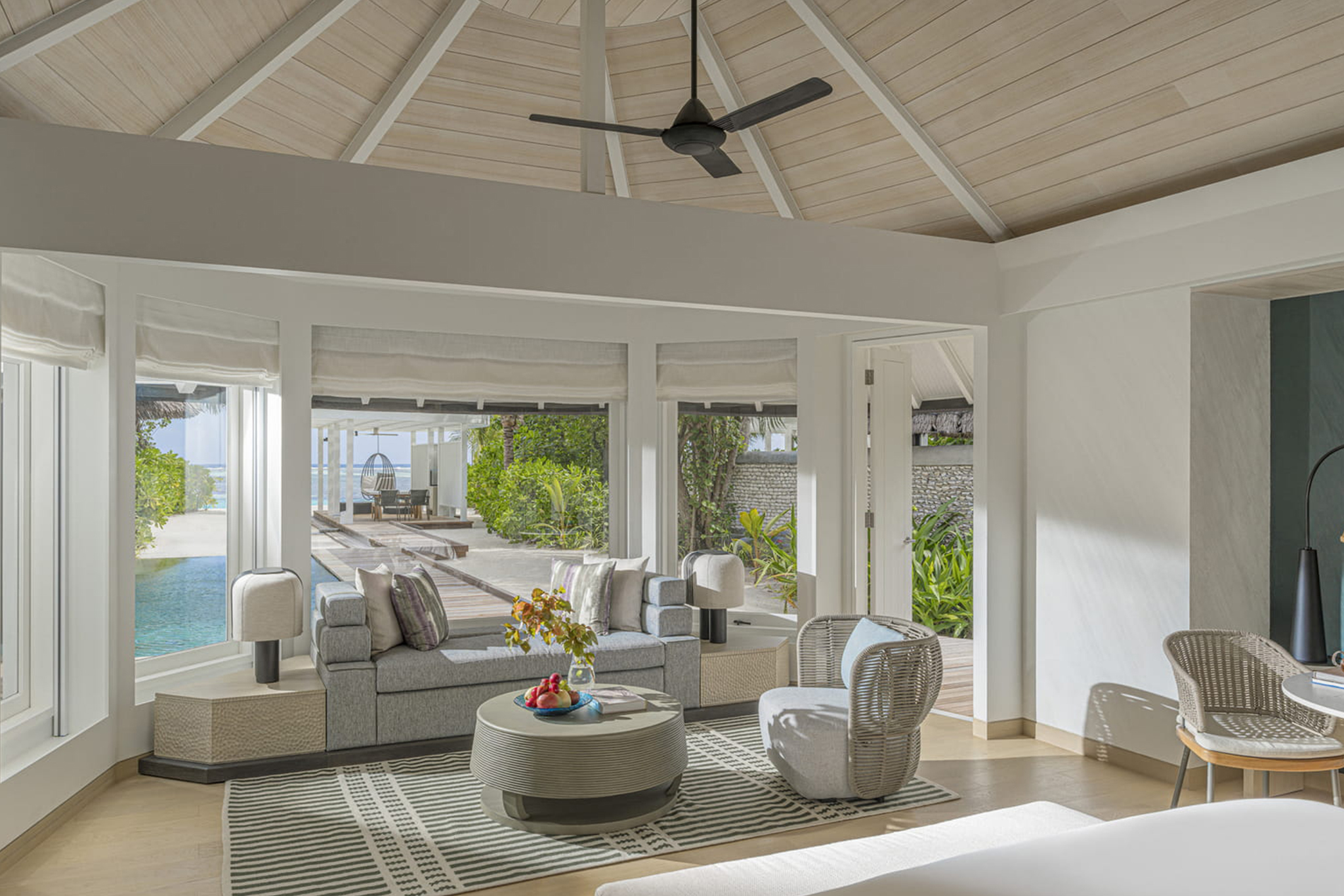 FS Kura Huraa - Sunset Beach Villa with Pool