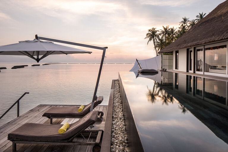 Cheval Blanc Maldives infinity pool and deck