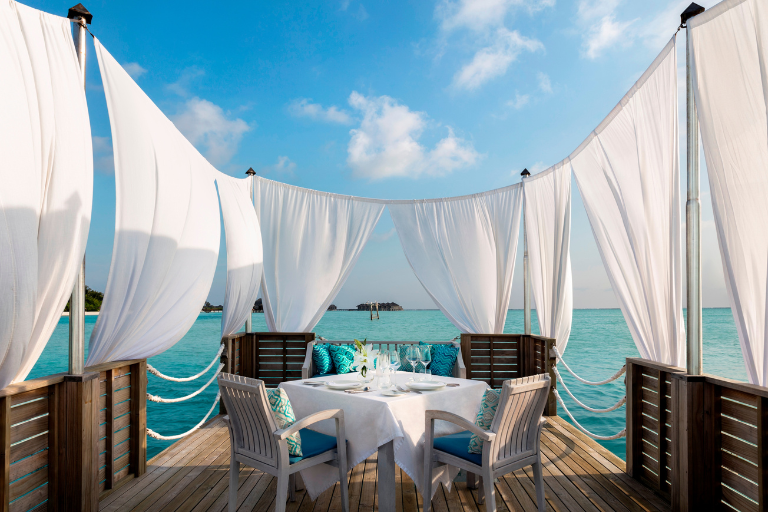 Anantara Dhigu Maldives Dining by Design Floating Platform