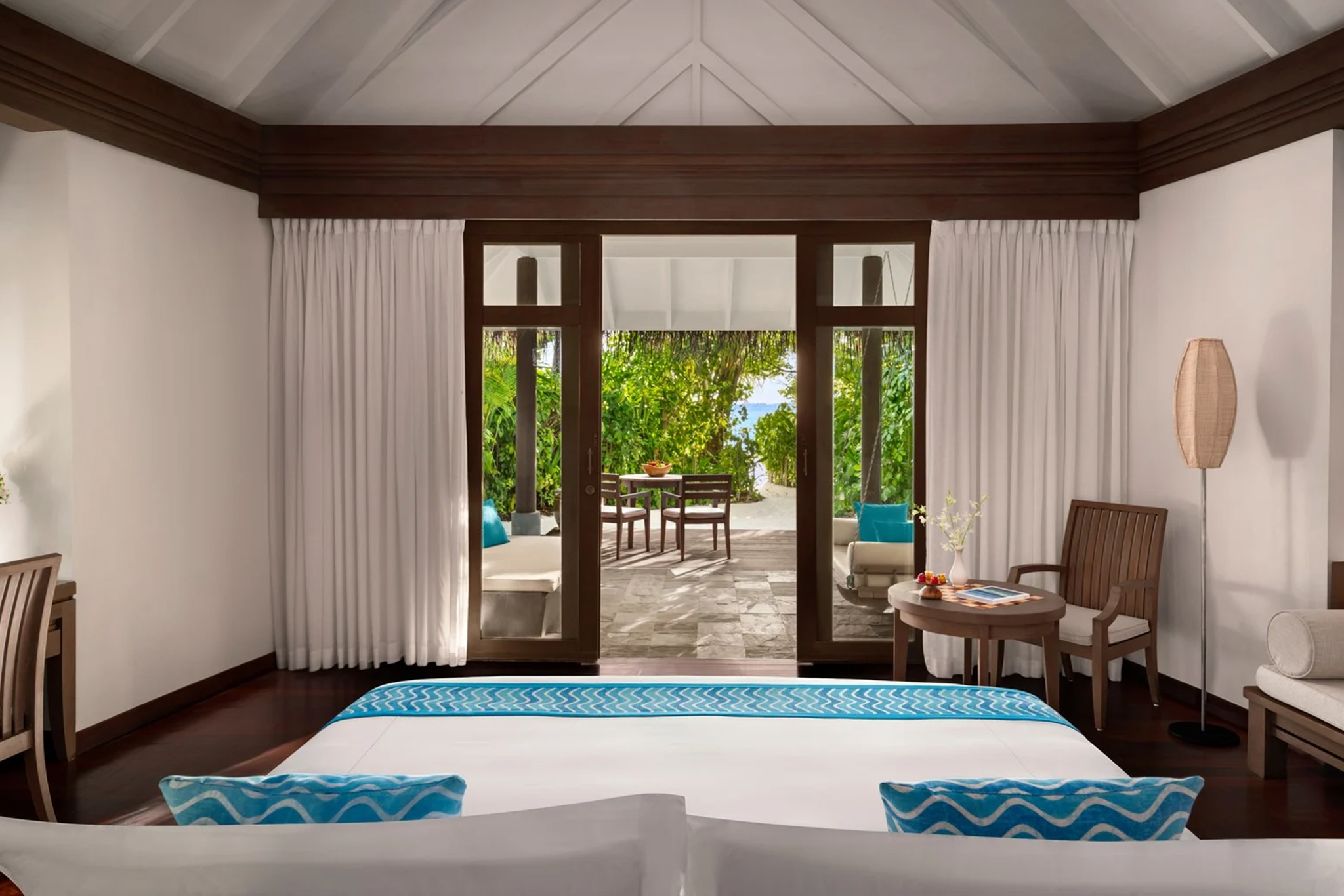 Anantara Dhigu Maldives Sunset Beach Villa