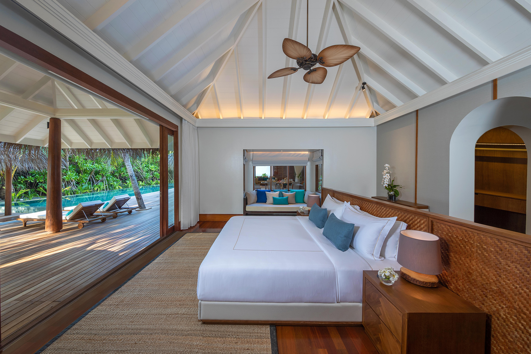 Anantara Kihavah Maldives aerial