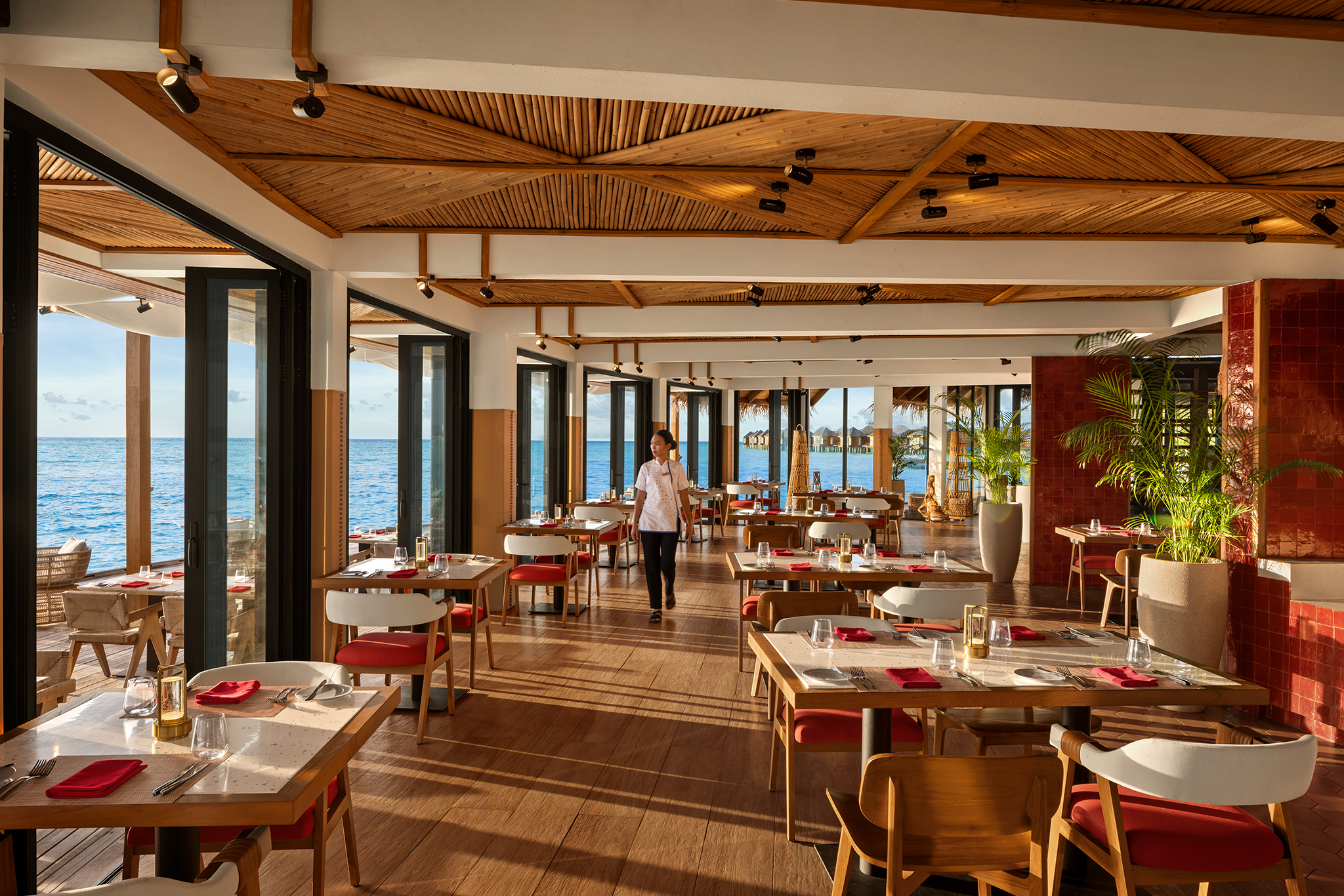 Anantara Dhigu Maldives Yacht 