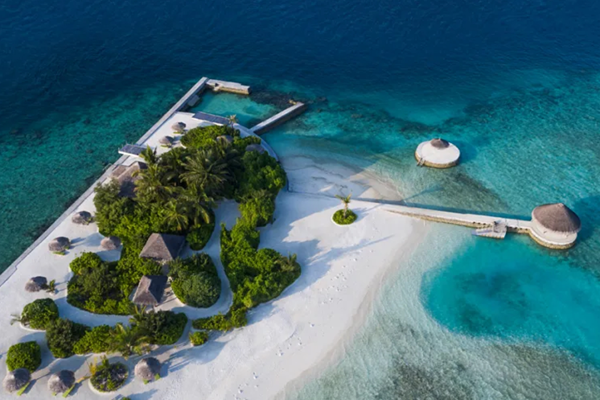 Anantara Dhigu Maldives Dhoni Bar 