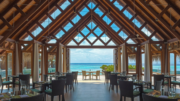 Baros Maldives Lime Restaurant interior