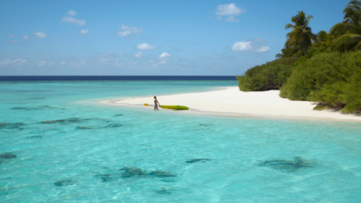 Dusit Thani Maldives Sandbank Escape