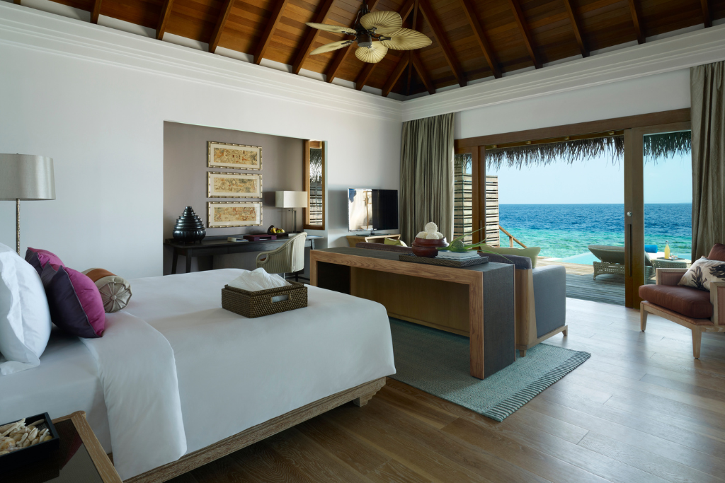 Dusit Thani Maldives Ocean Villa with Pool Bedroom