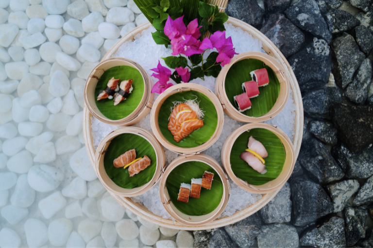 Emerald Maldives Resort & Spa Le Asiatique sushi