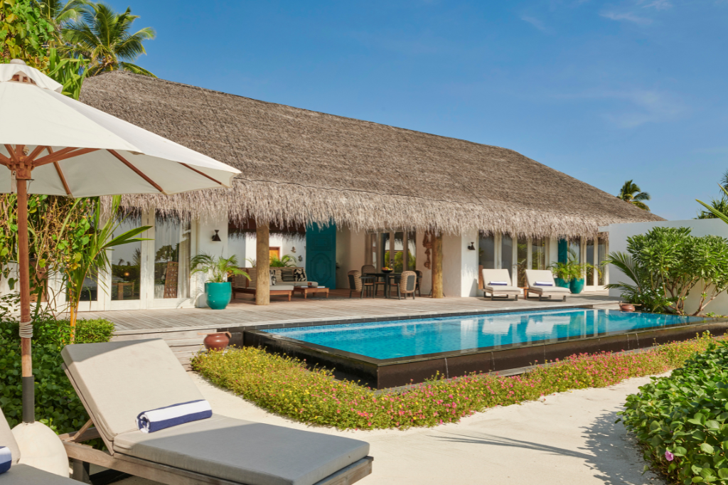 Fairmont Maldives Sirru Fen Fushi Three Bedroom Beach Sunset Villa with Pool