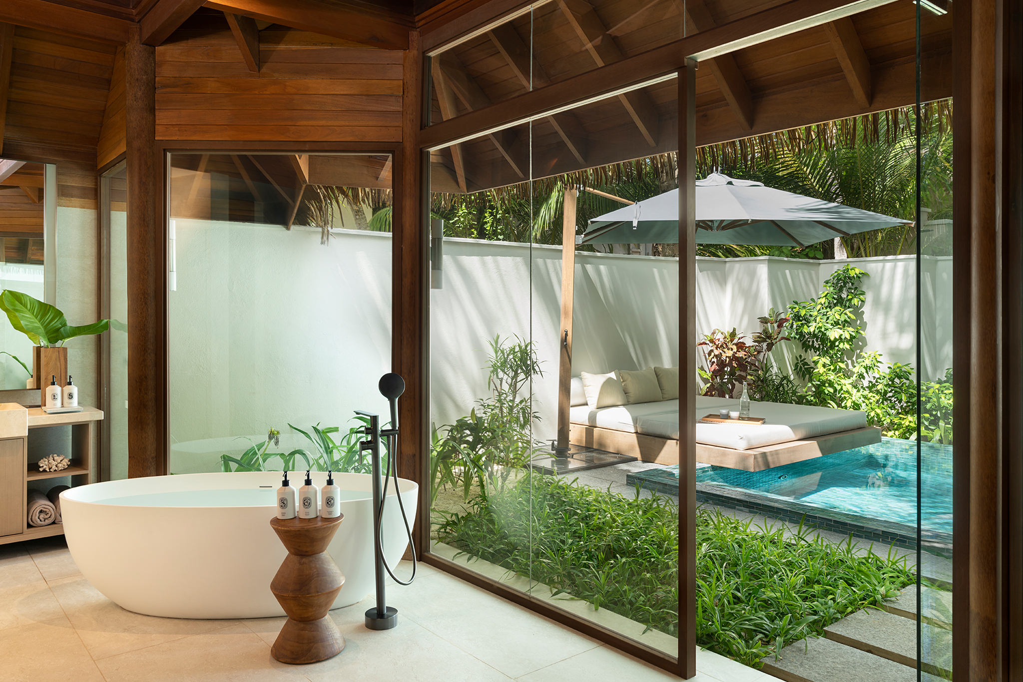 Huvafen Fushi Maldives Deluxe Beach Bungalows with Pool