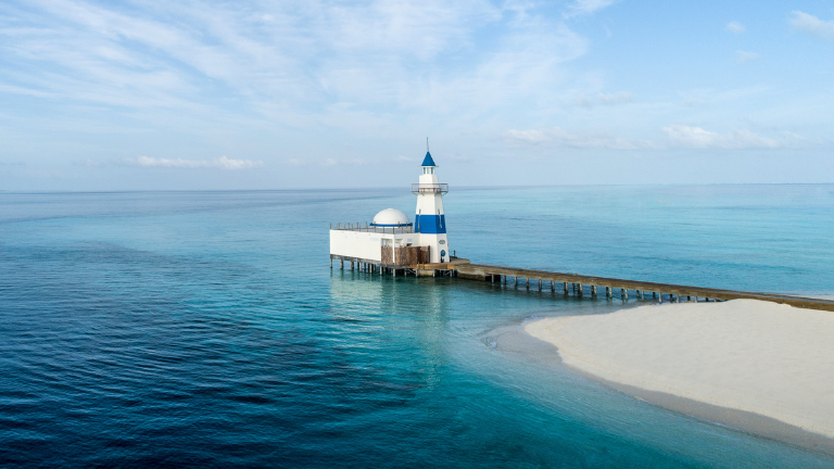 InterContinental Maldives Maamunagau Resort The Lighthouse