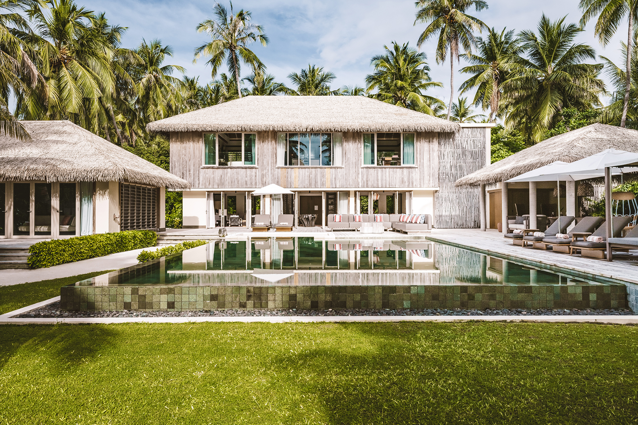 InterContinental Maldives - Three Bedroom Royal Beachfront Residence