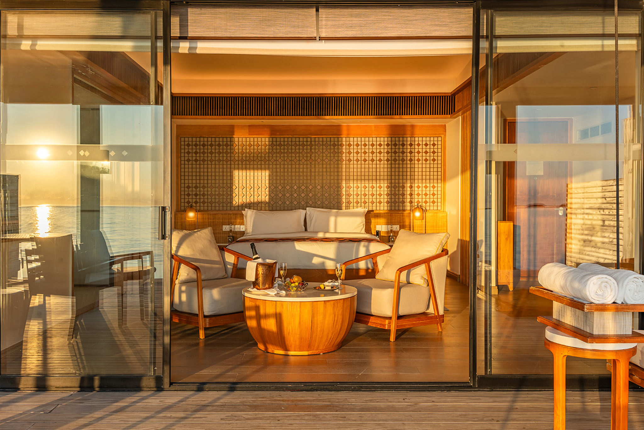 Kuda Villingili Resort Maldives - Sunset Water Villa with Private Pool