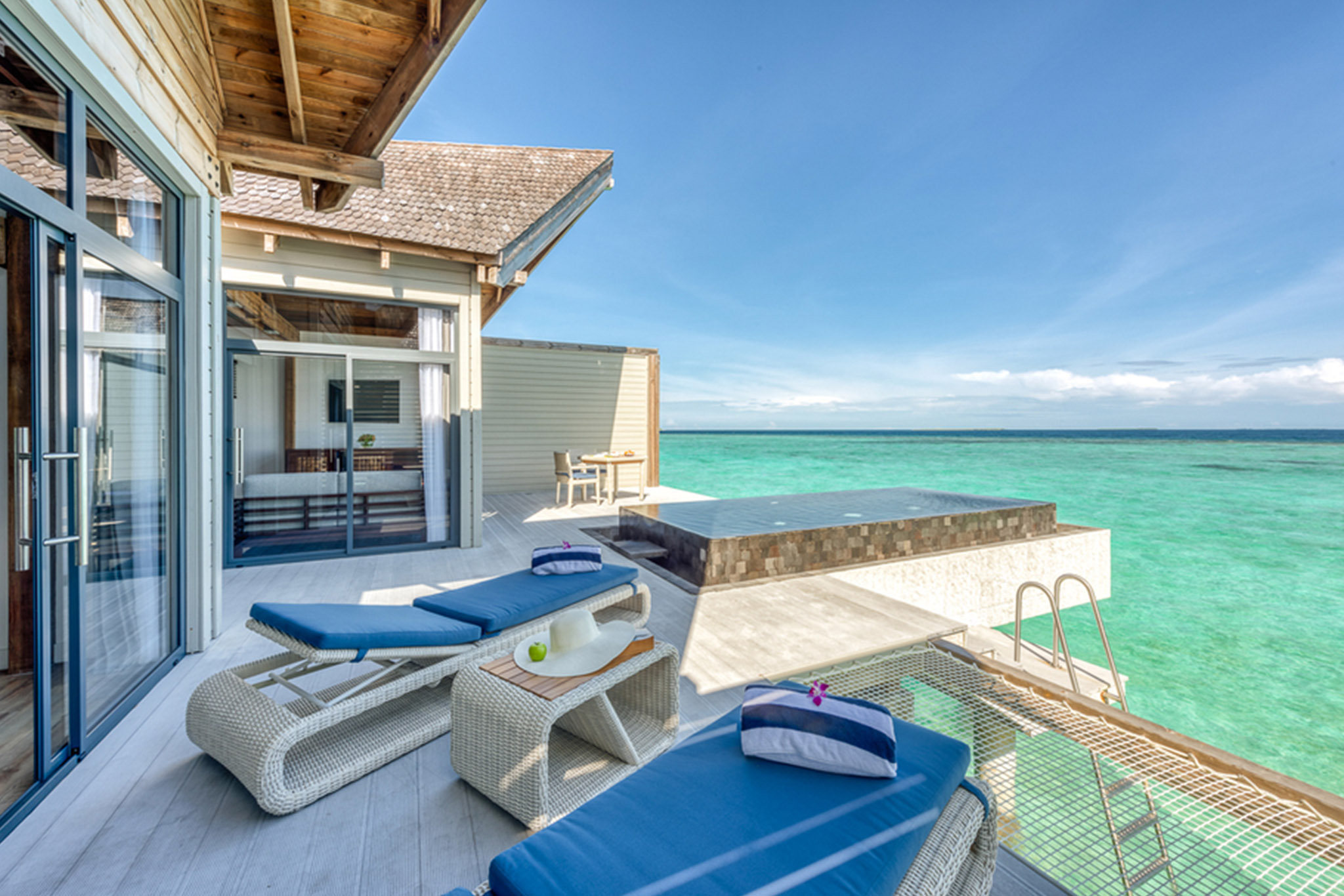 Kuredhivaru Resort and Spa – Overwater Pool Villa Sunrise Kuredhivaru Resort and Spa - Overwater Pool Villa Sunrise