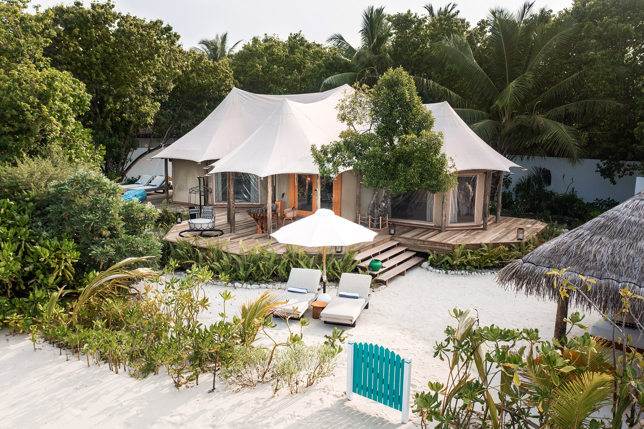 Sirru Fen Fushi - Safari Beach Villa with Pool