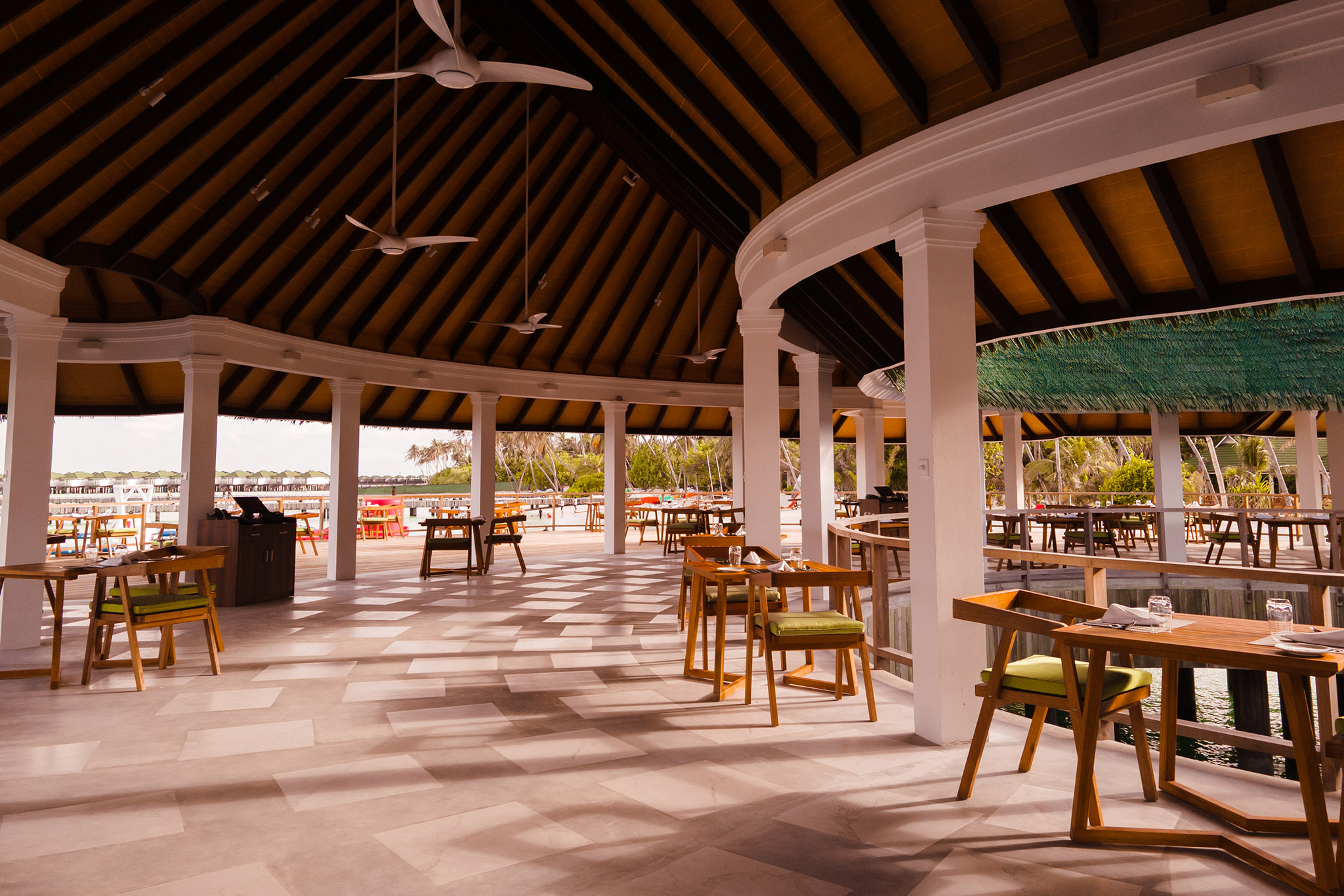 Siyam World Maldives – Kurry Leaf Interior Siyam World Maldives - Kurry Leaf Interior