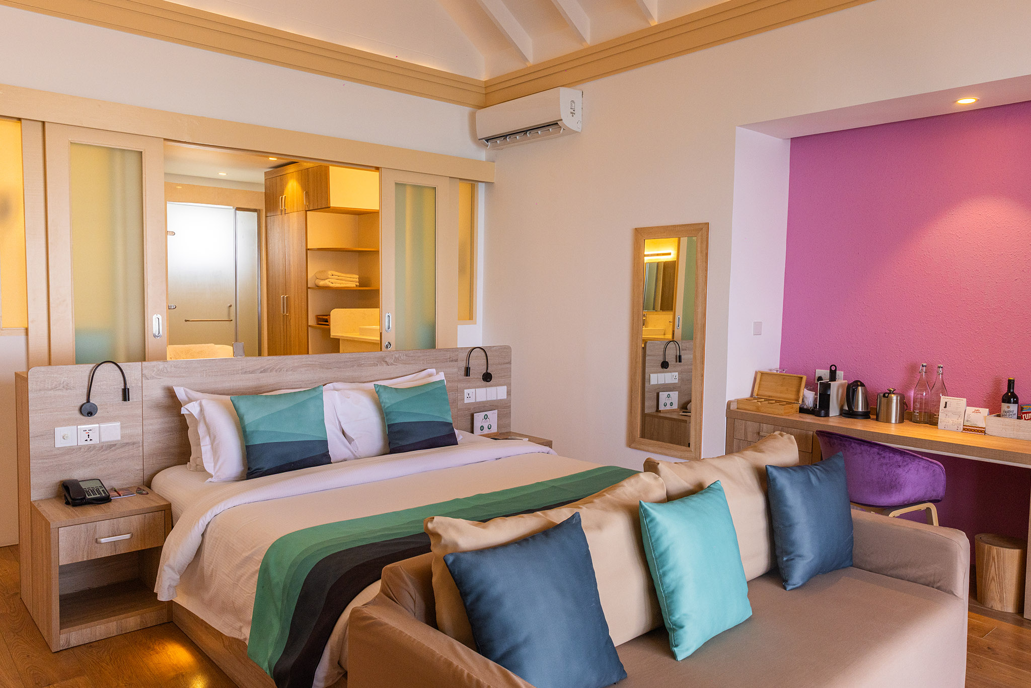 Siyam World Maldives – Lagoon Villa with Pool + Slide Siyam World Maldives - Lagoon Villa with Pool + Slide