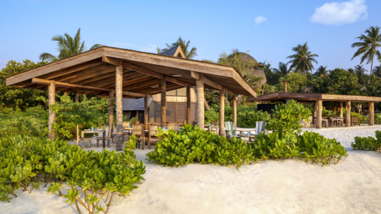 The St. Regis Maldives Vommuli Resort Crust & Craft Restaurant