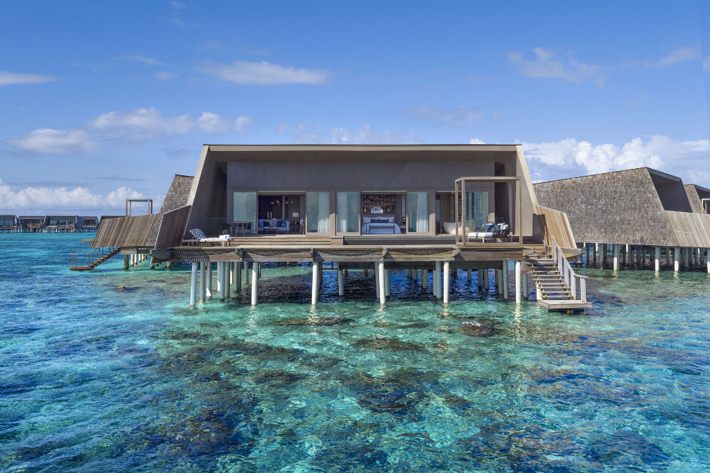 The St. Regis Maldives Vommuli Resort Lagoon Overwater St.Regis Suites with Pool