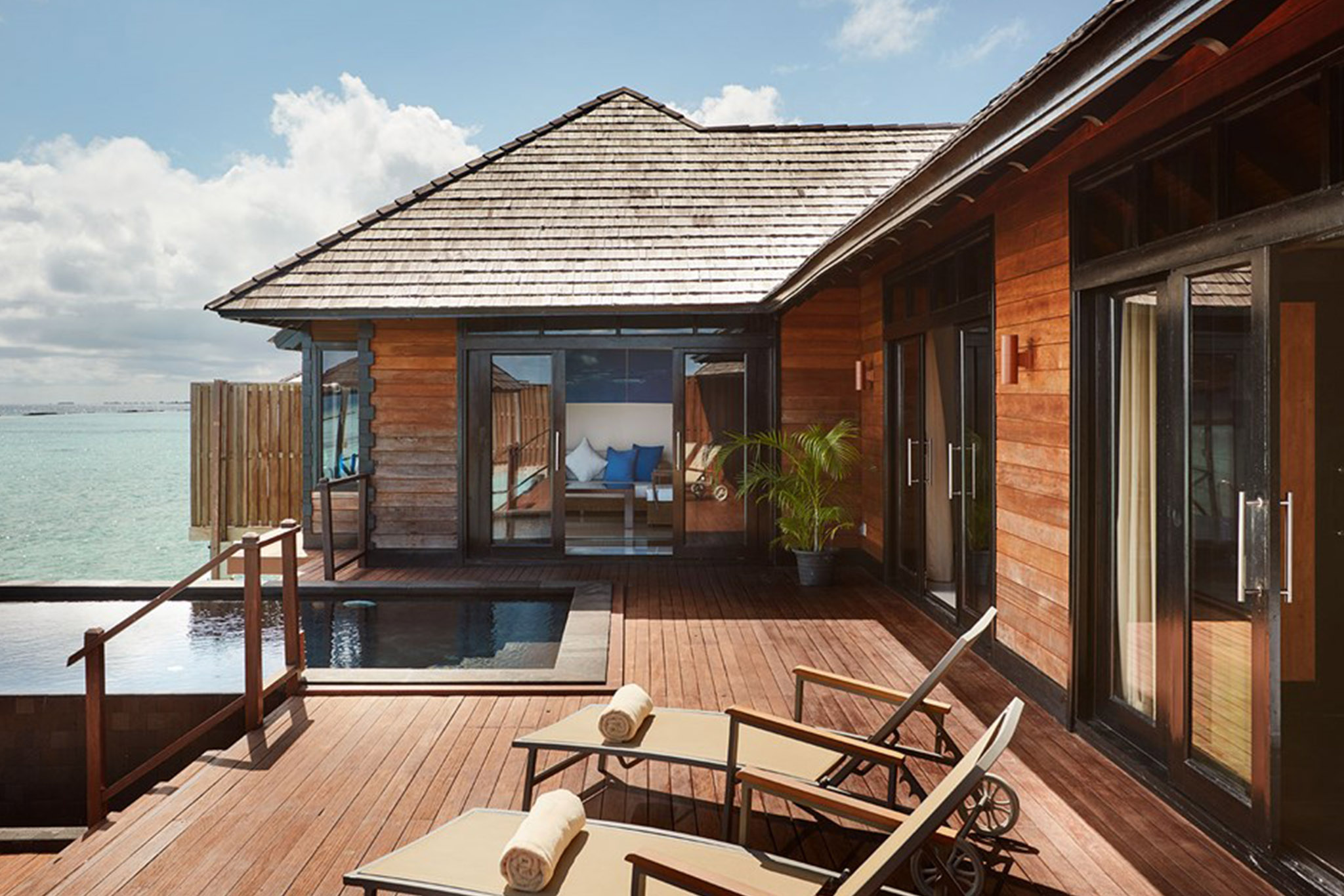 Sun Siyam Iru Fushi - Infinity Water Villa