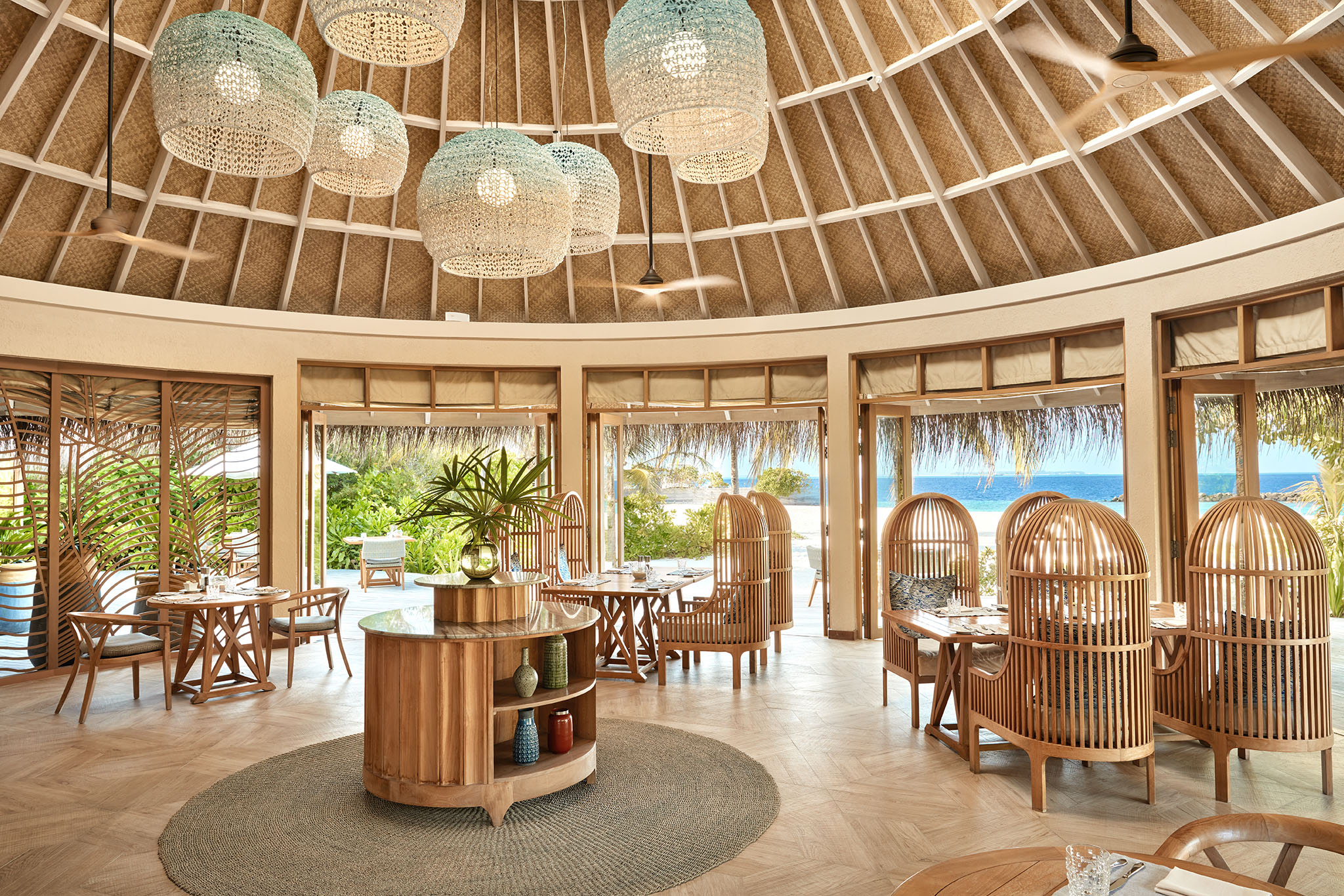 TN_0013_Nautilus Maldives – Thyme Interior The Nautilus Maldives Thyme Deck