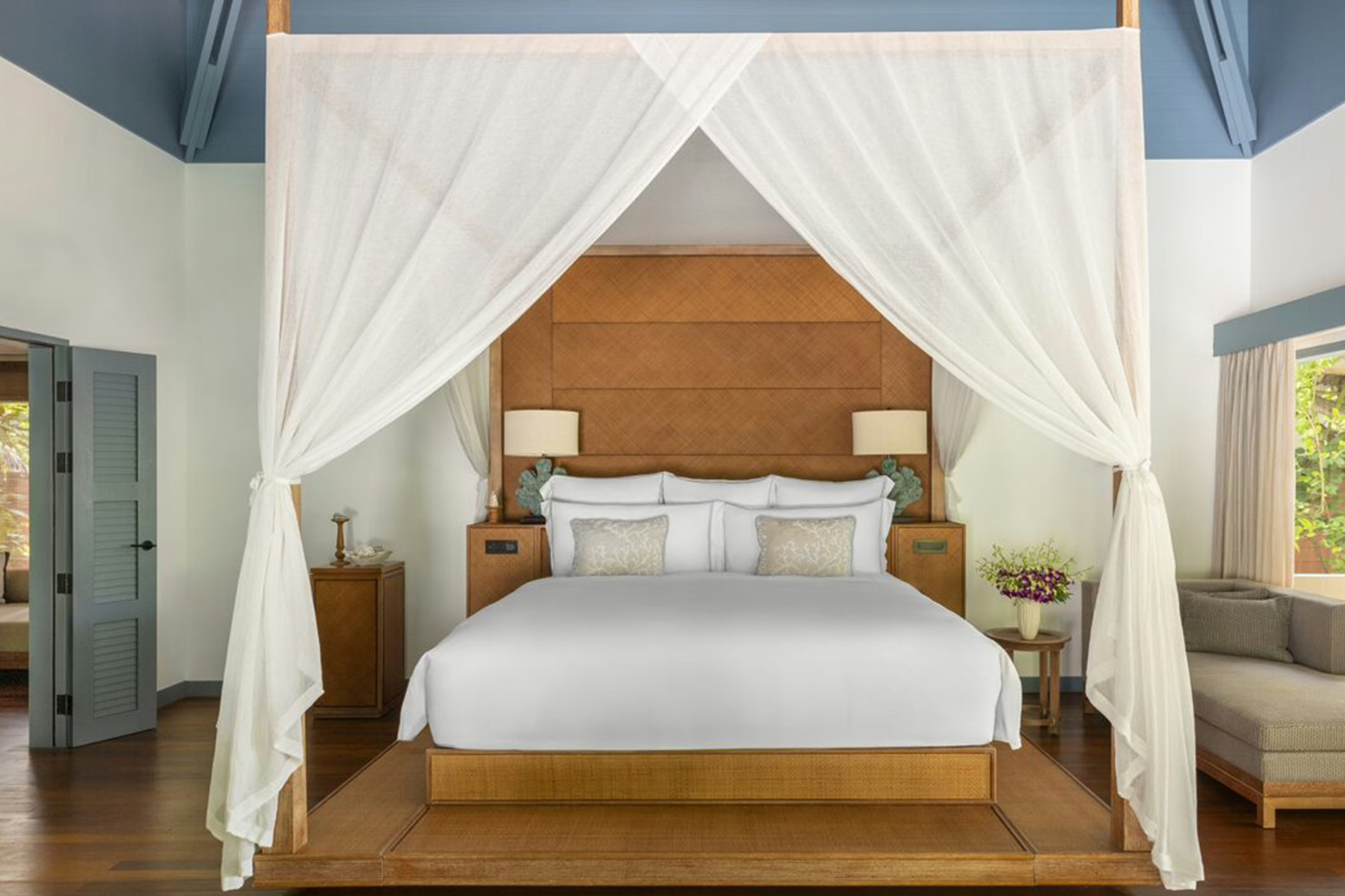 The Halcyon_0005_Sunset-Beach-Pool-Villa_ Raffles Maldives Meradhoo Resort Beach Villa