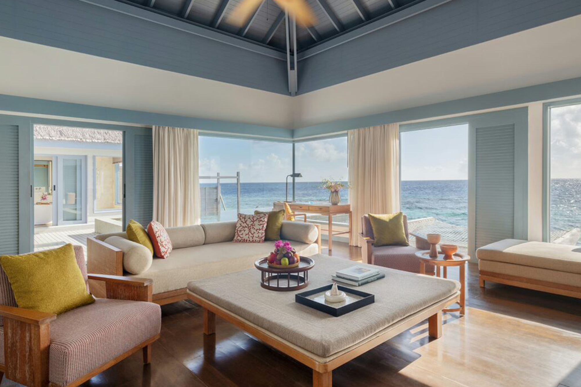 The Halcyon_0007_Overwater-Pool-Villa Raffles Maldives Meradhoo Resort Overwater Villa aerial