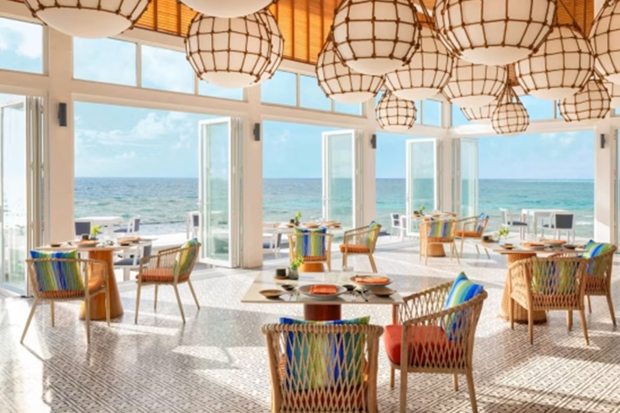 The Halcyon Private Isles – Maldives – Dining Raffles Maldives Meradhoo Resort Yuzu Restaurant