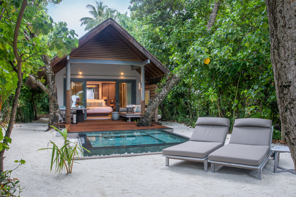 Vakkaru Maldives Beach Villas with Plunge Pool