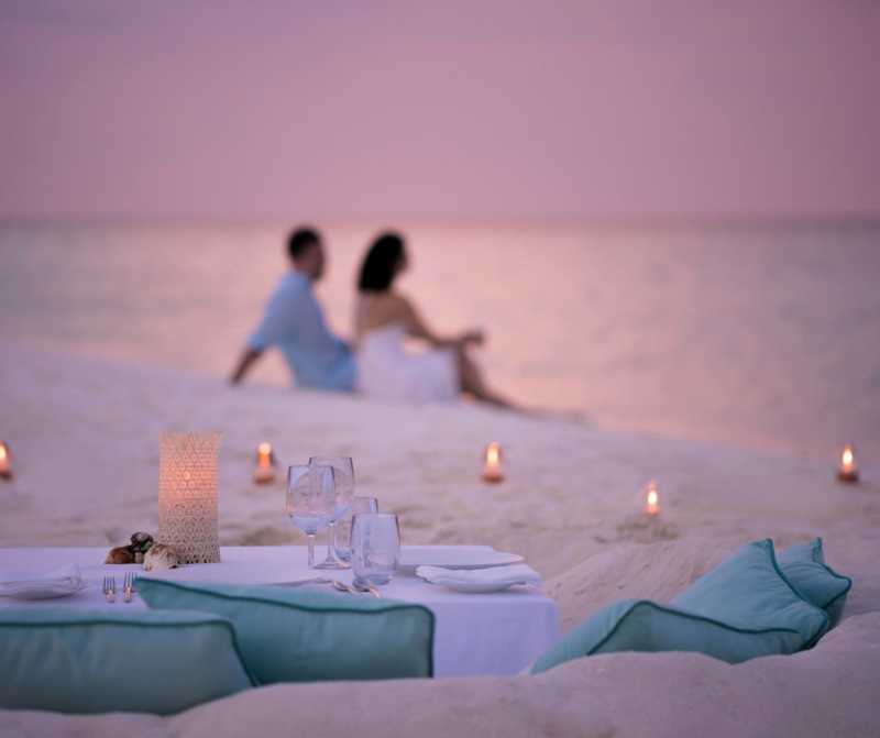 Four Seasons Voavah Destination Dining