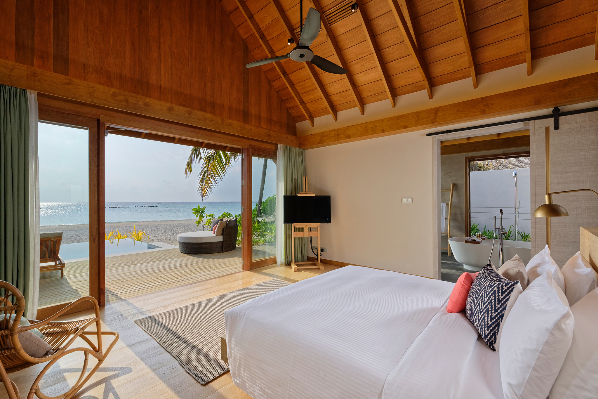 Emerald Faarufushi Resort & Spa Beach Villa with Pool aerial