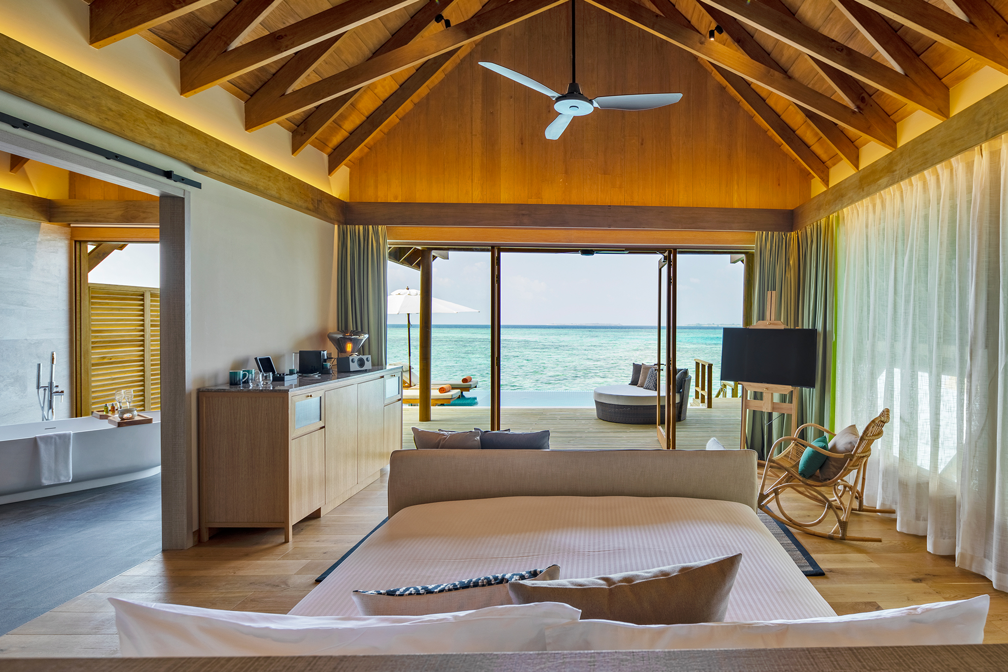 Emerald Faarufushi Resort & Spa Water Villa with Pool exterior