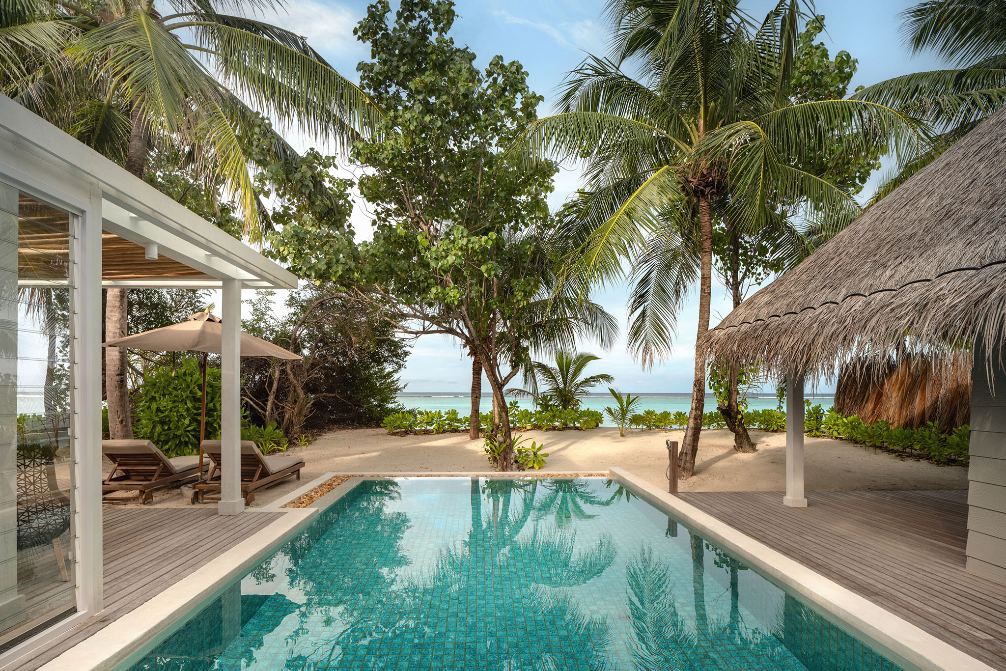 Six Senses Kanuhura - Delux Beach Villa Suite with Pool deck