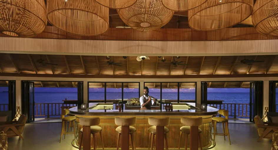 Anantara Veli Maldives Resort - The Yellofin Club 