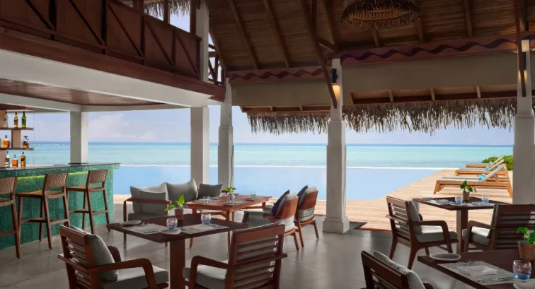 Anantara Dhigu Maldives pool aerial