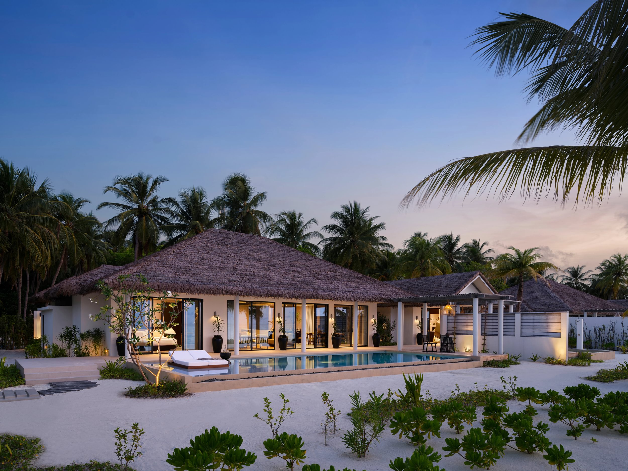 Anantara Kihavah Maldives Beach Pool Villas