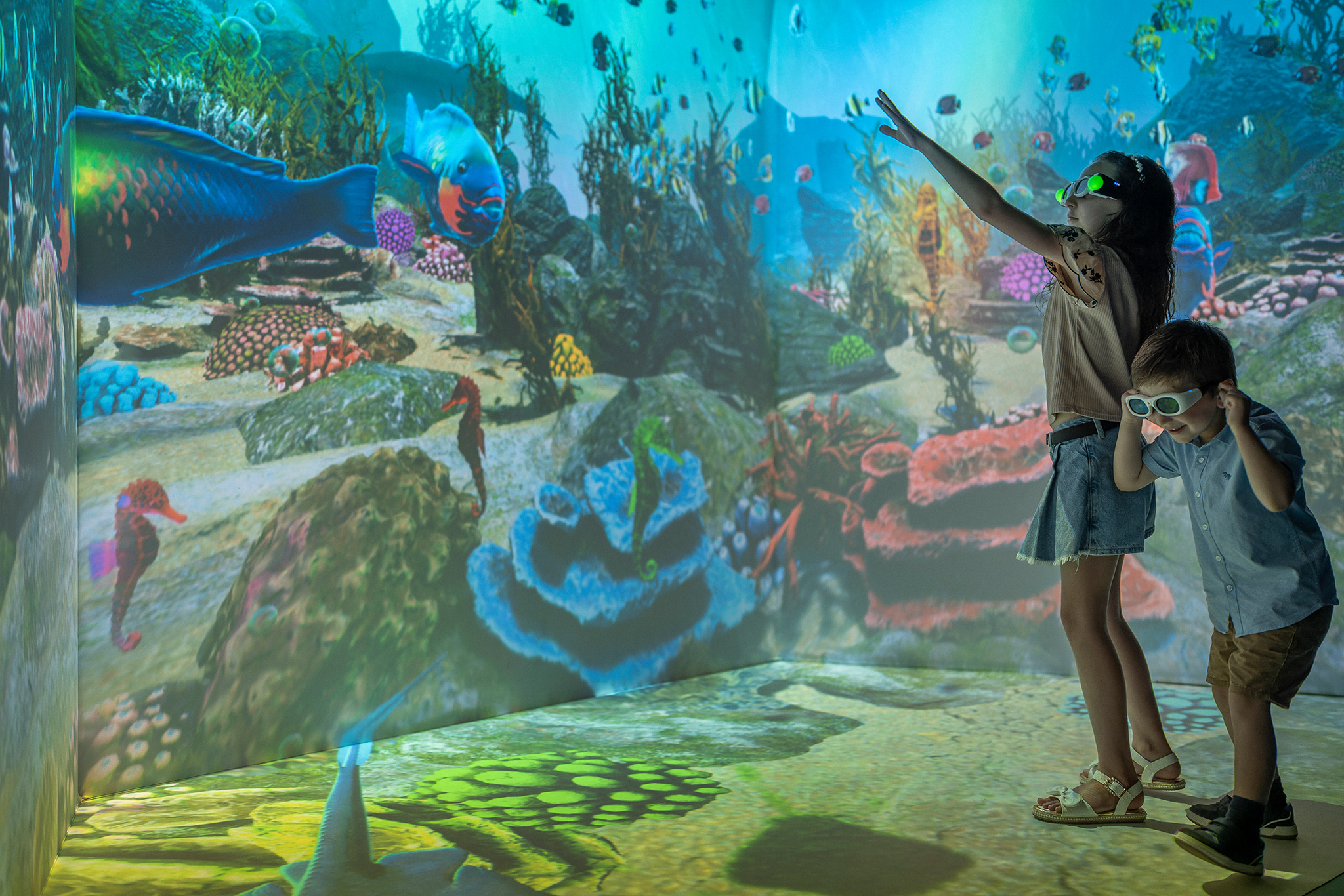 2048px X 1366px_0001_FS Landaa Giraavaru_Hologram Room