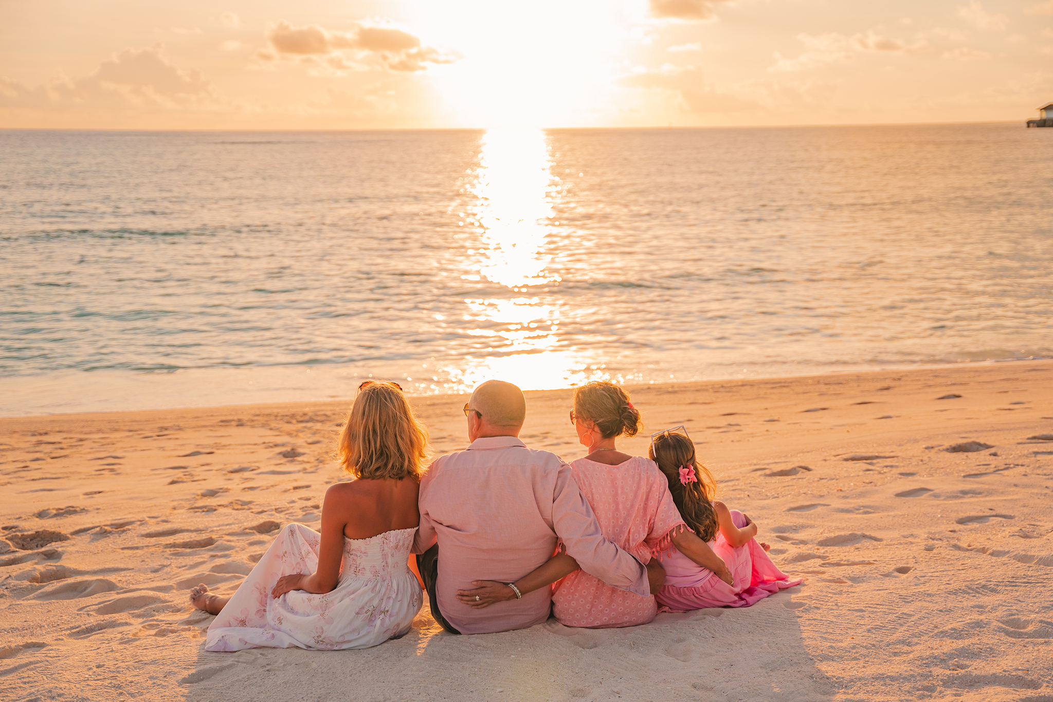 2048px X 1366px_0001_Family_Photo_Avani_Plus_Fares_Maldives