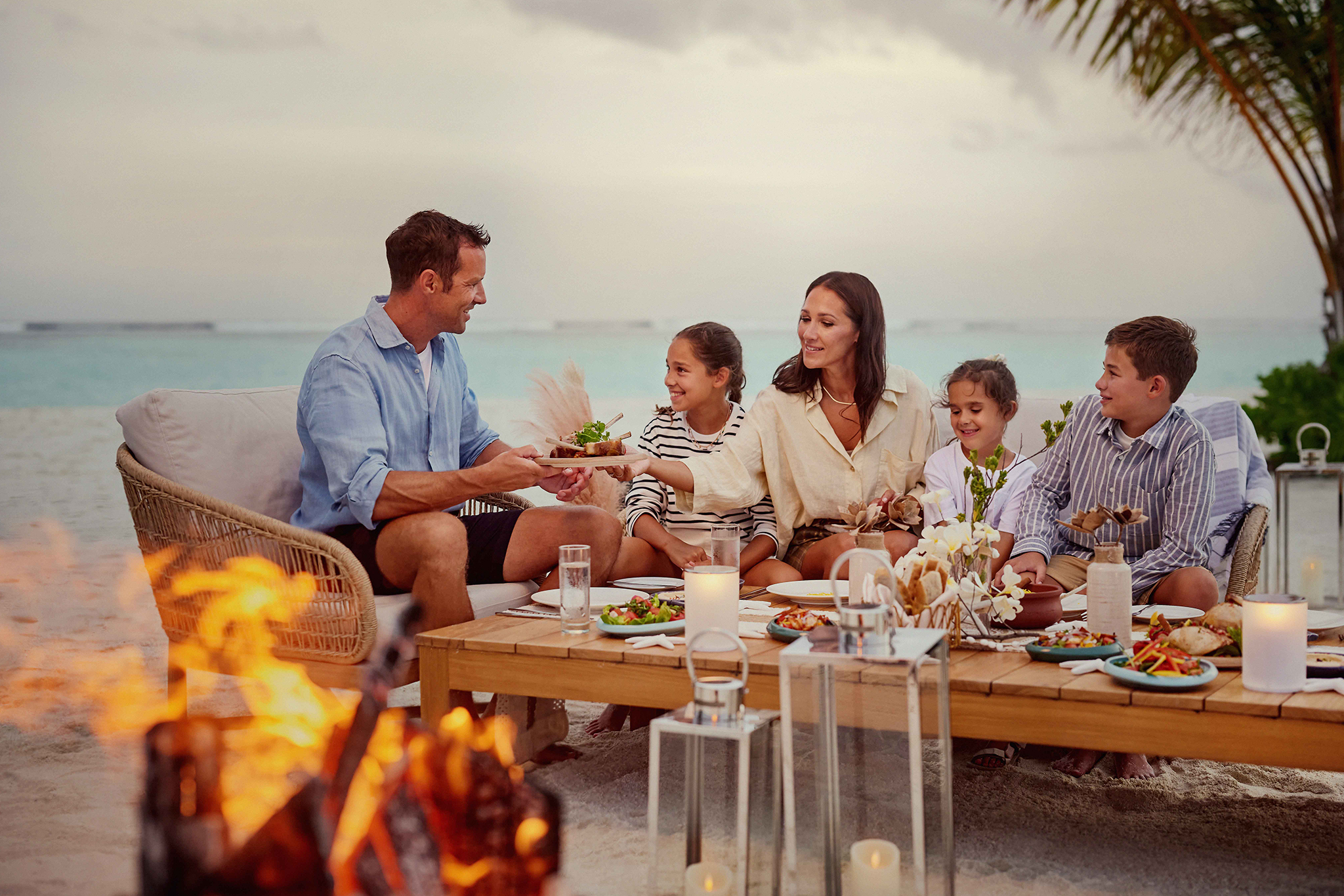 2048px X 1366px_0002_CMRI_Lifestyle Bonfire_2_WS_2024_LowRes – Conrad Maldives